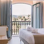 Candor Hotel 3*