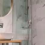 Hotel Candor