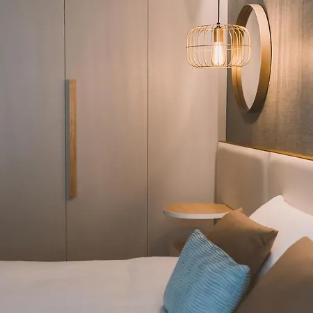 Hotel Candor 3*